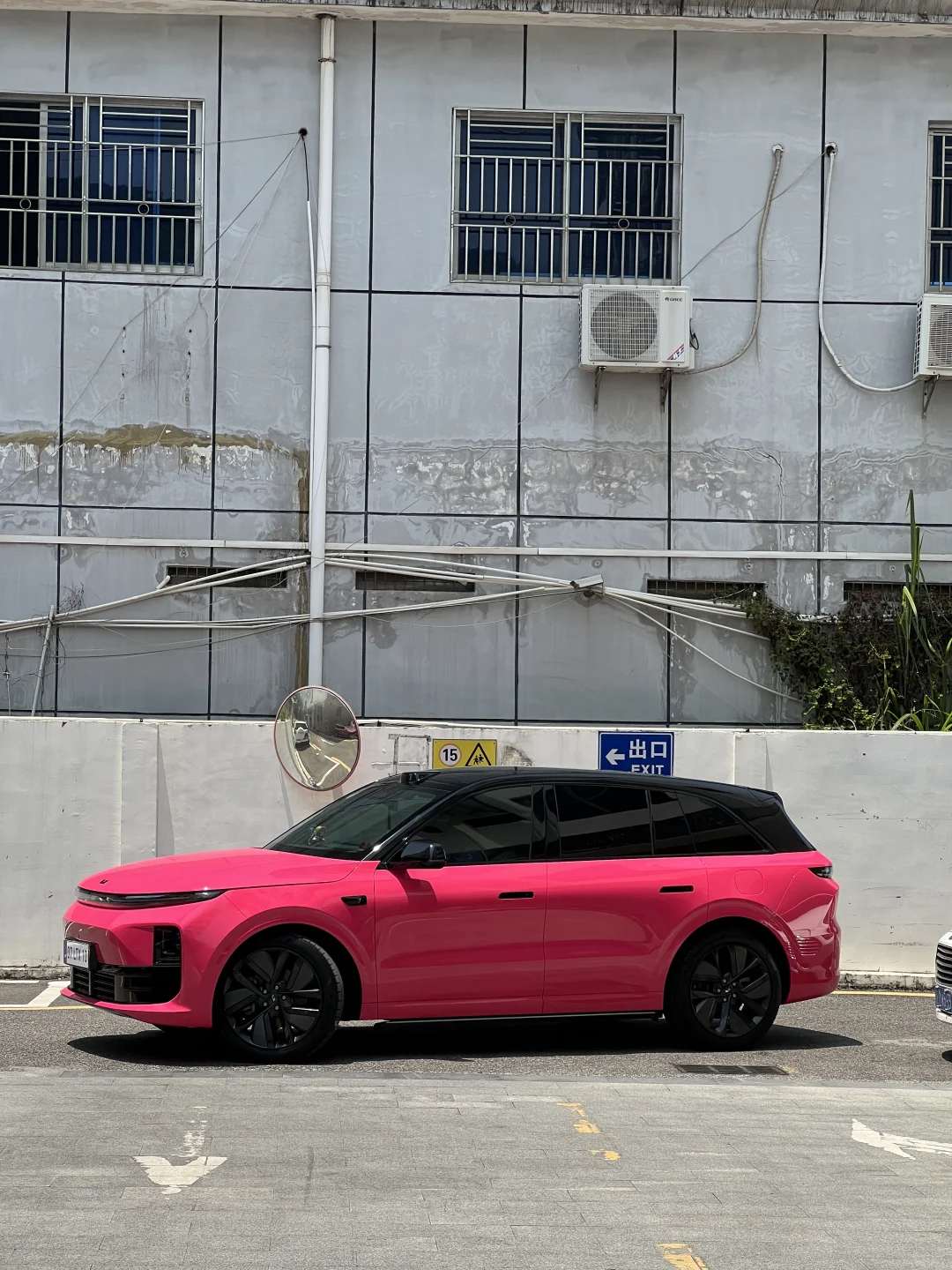 ELOV PPF-CP002 Beetroot Purple color PPF application on car - image 2