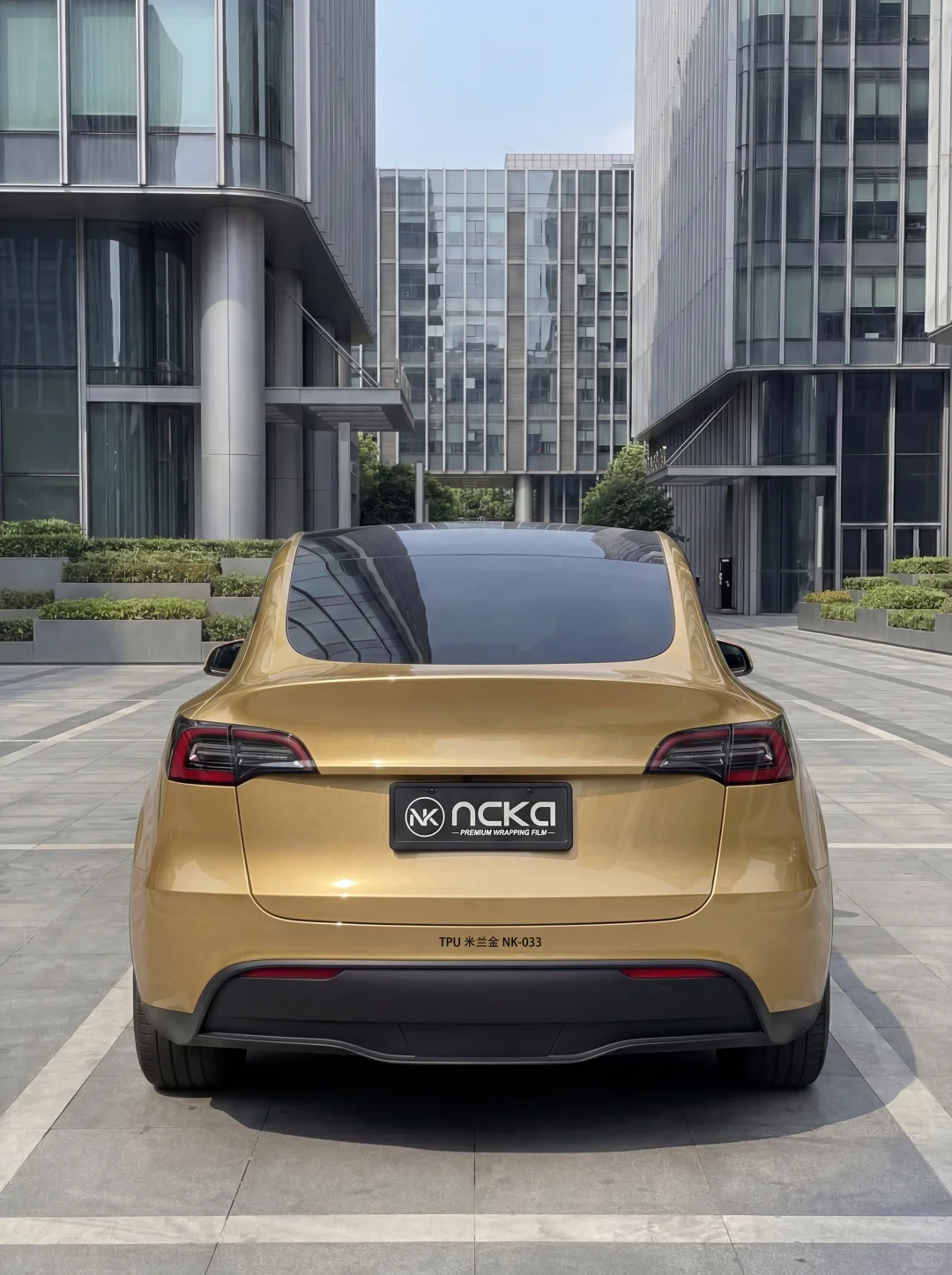 ELOV PPF-CP007 BMW Milan Gold color PPF application on car - image 4