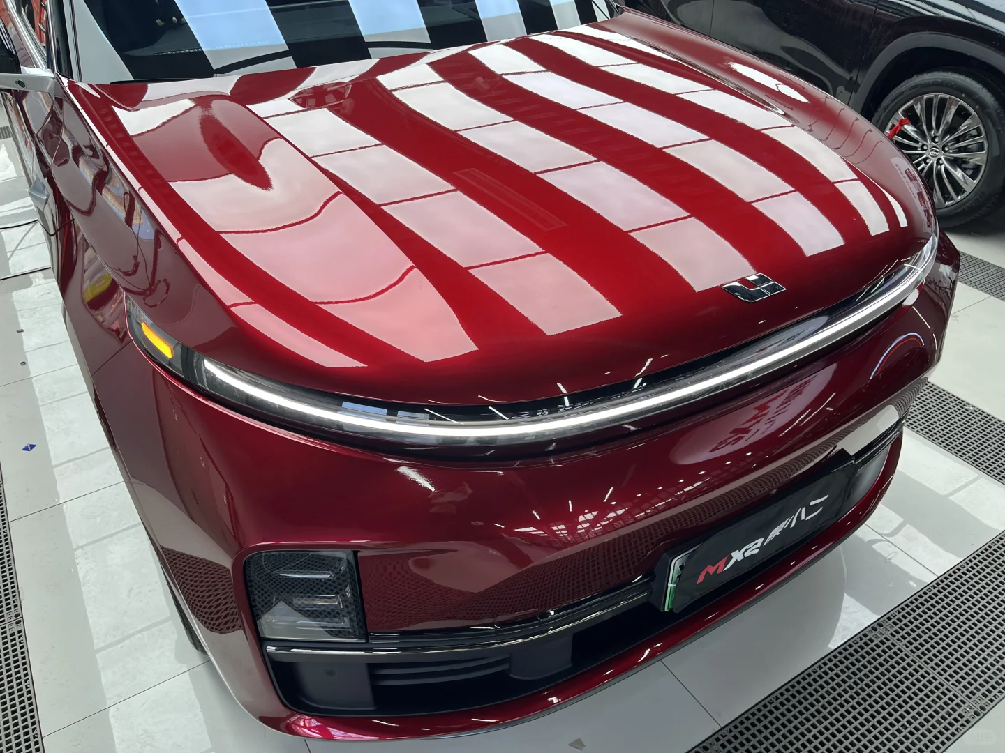 ELOV PPF-CP020 Metallic Dragon's Blood Red color PPF application on car - image 3