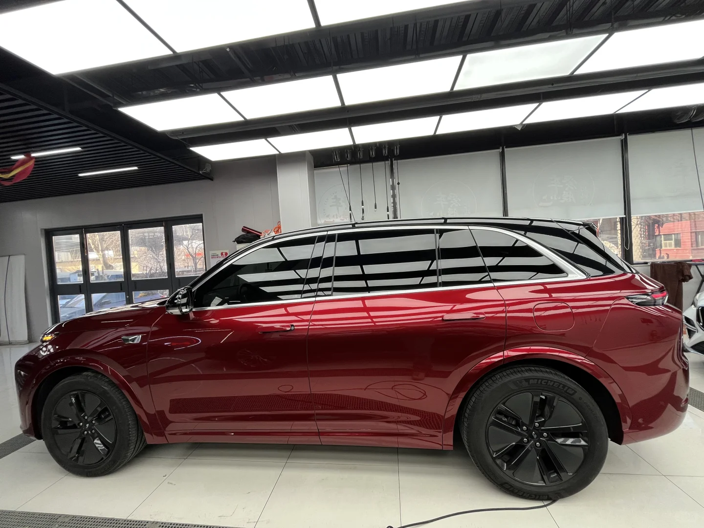 ELOV PPF-CP020 Metallic Dragon's Blood Red color PPF application on car - image 5