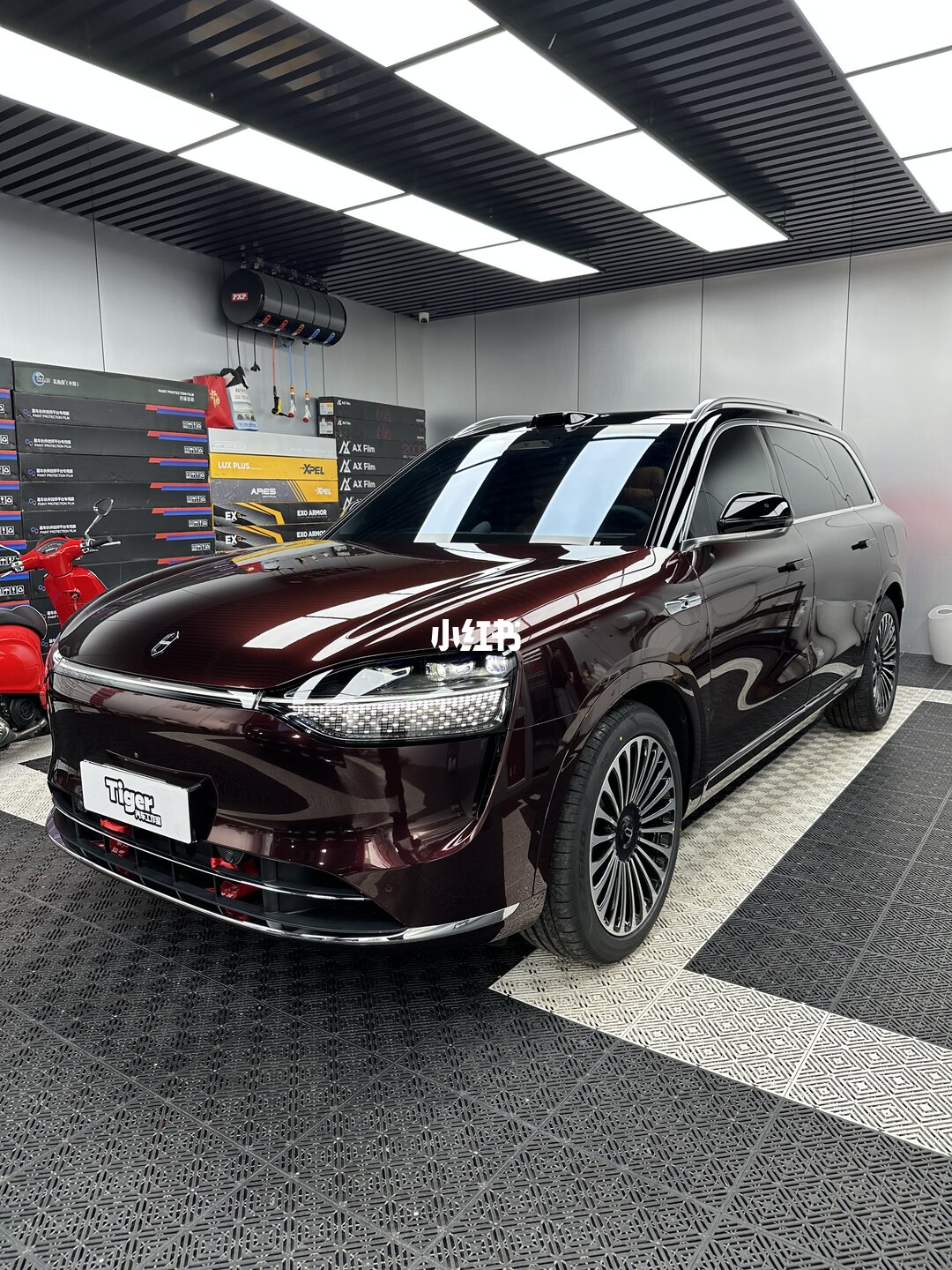 ELOV PPF-CP058 Metal Black Rose color PPF application on car - image 1