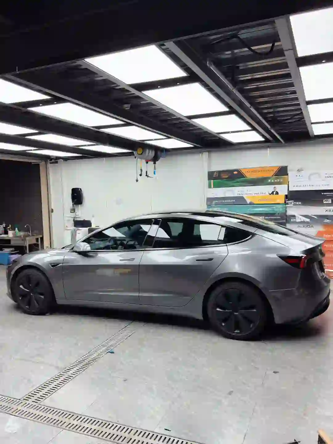 ELOV PPF-CP062 Metal Mountain Grey color PPF application on car - image 1