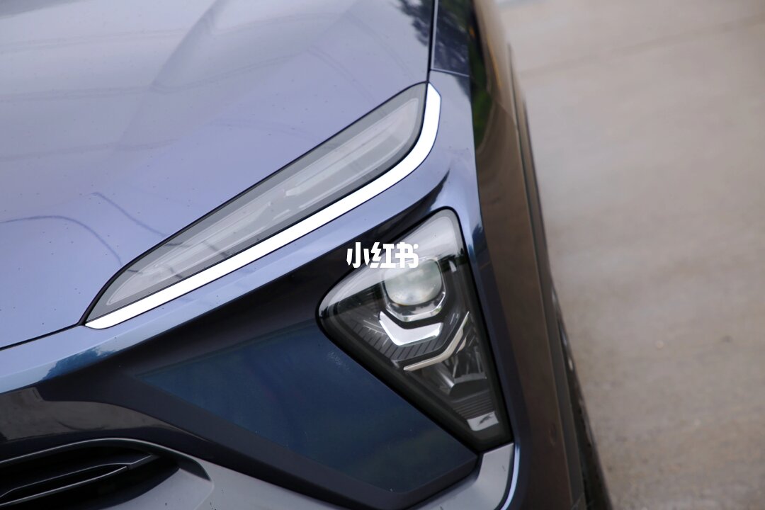 ELOV PPF-CP070 Metallic Paint Antarctic Star Blue color PPF application on car - image 4