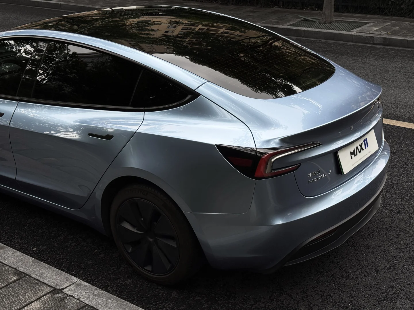 ELOV PPF-CP077 Glacier Blue color PPF application on car - image 3