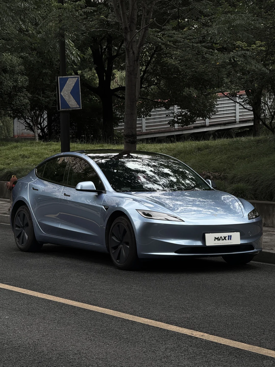 ELOV PPF-CP077 Glacier Blue color PPF application on car - image 4