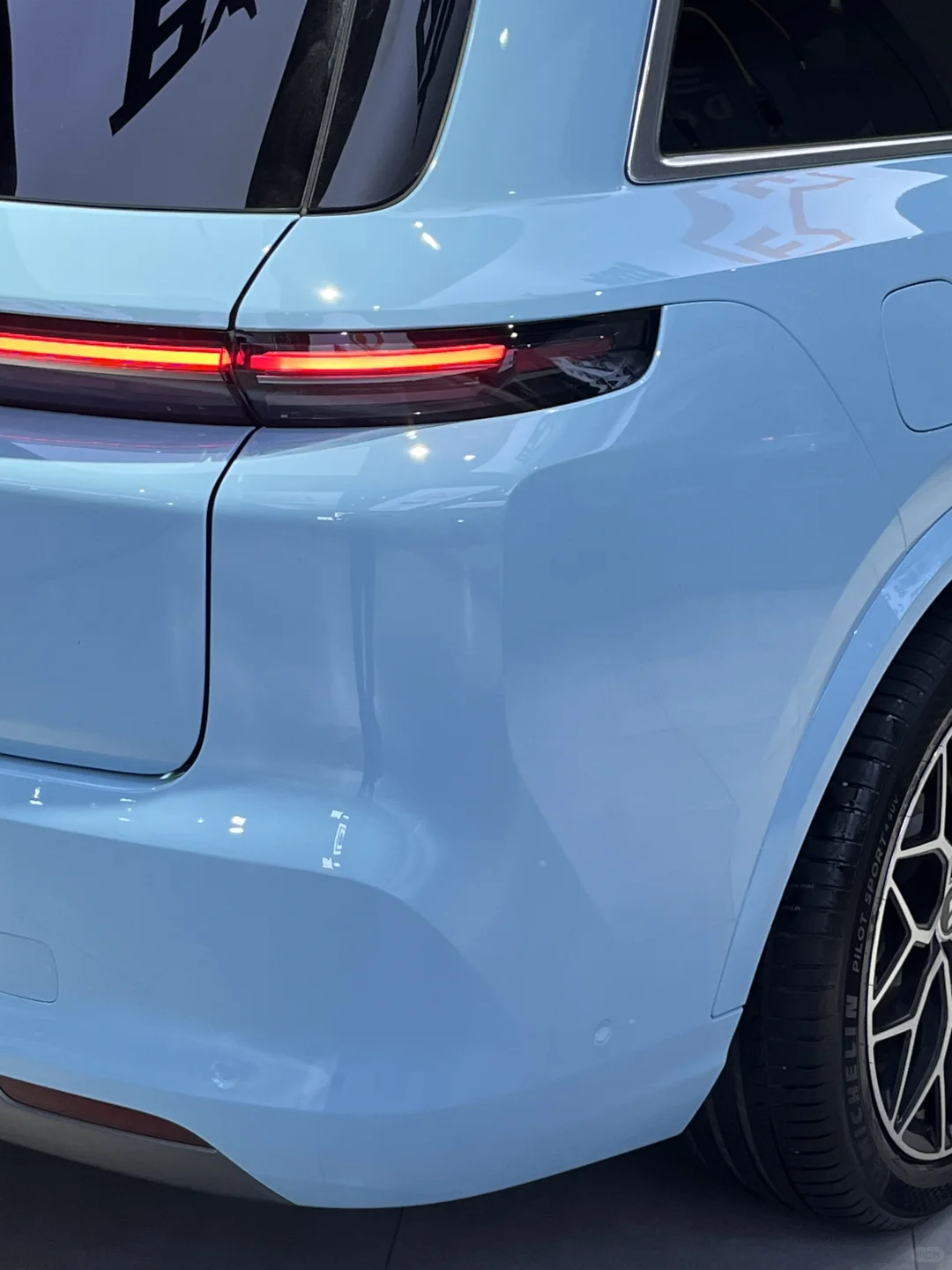 ELOV PPF-CP079 Lossy Sea Breeze Blue color PPF application on car - image 3