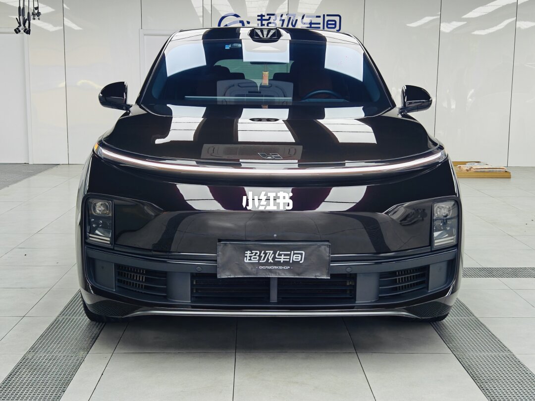 ELOV PPF-CP095 Black Cherry Wine color PPF application on car - image 1