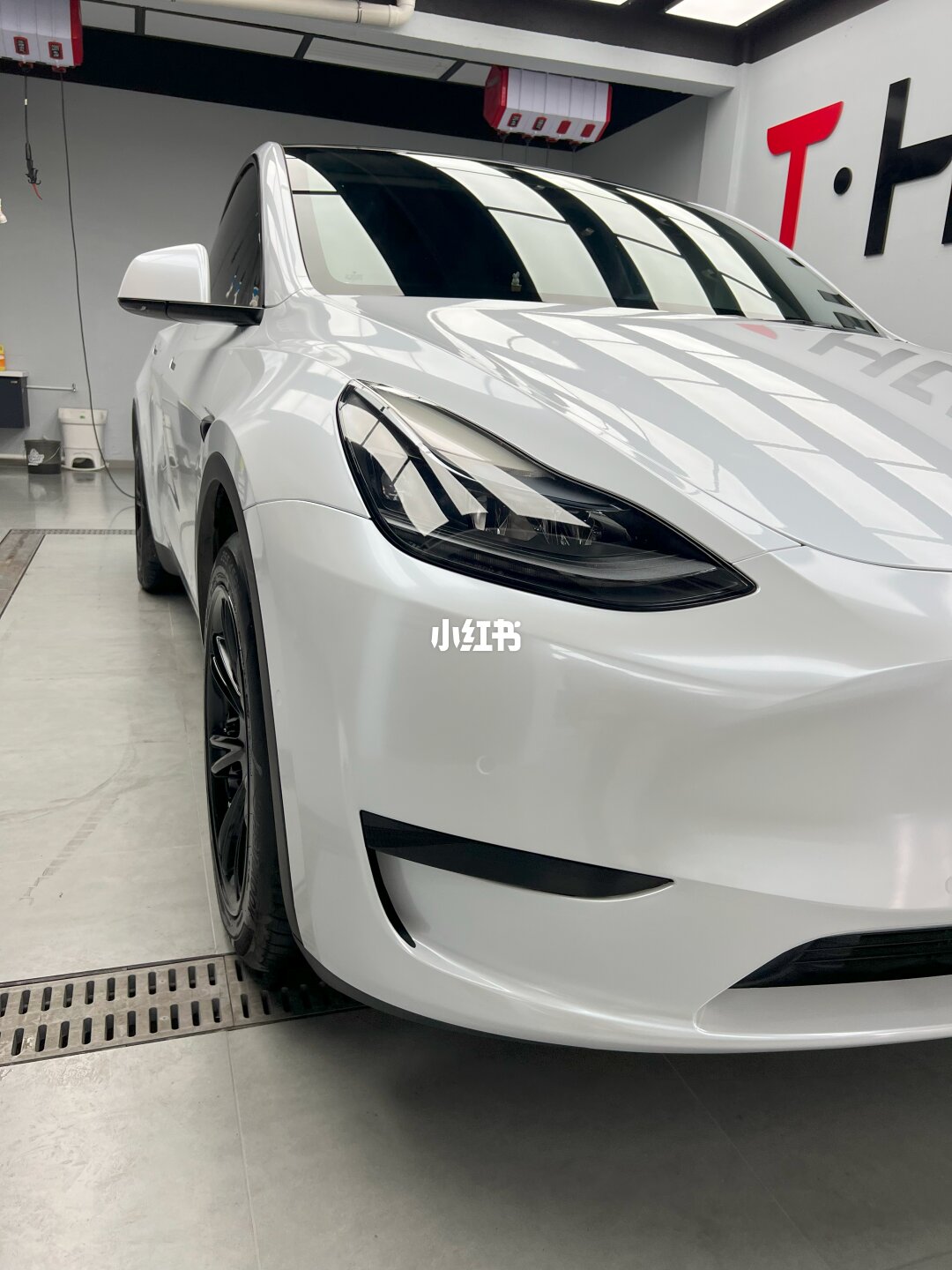 ELOV PPF-CP114 Pearl White color PPF application on car - image 3