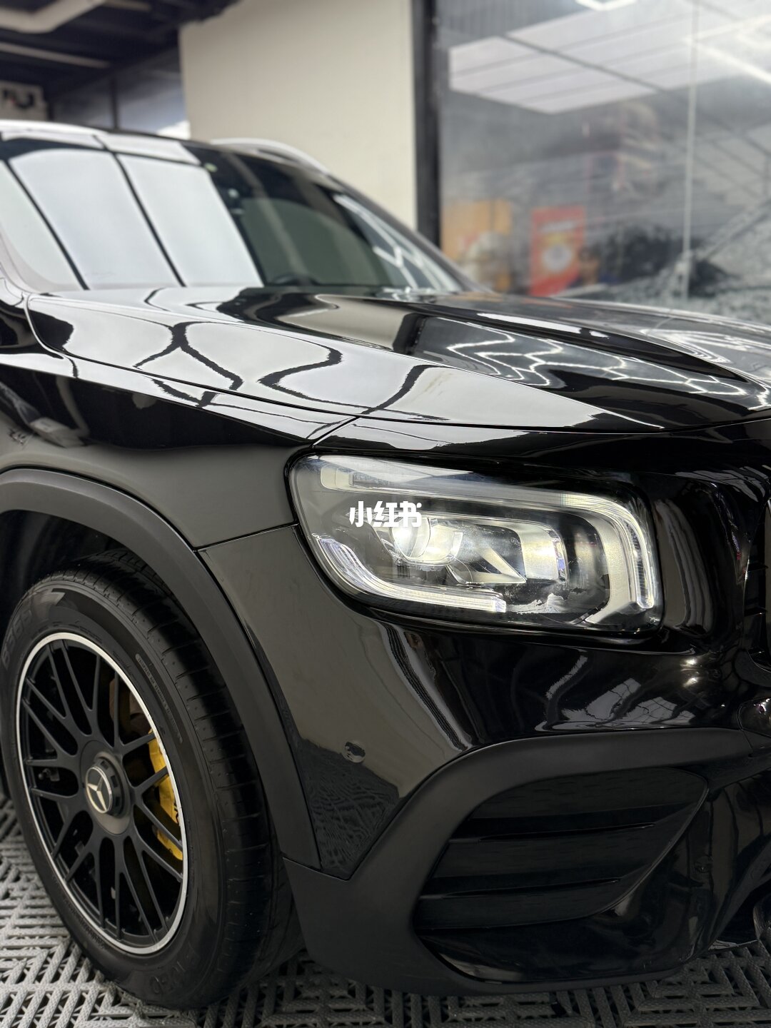 ELOV PPF-CP126 Metallic Black color PPF application on car - image 3