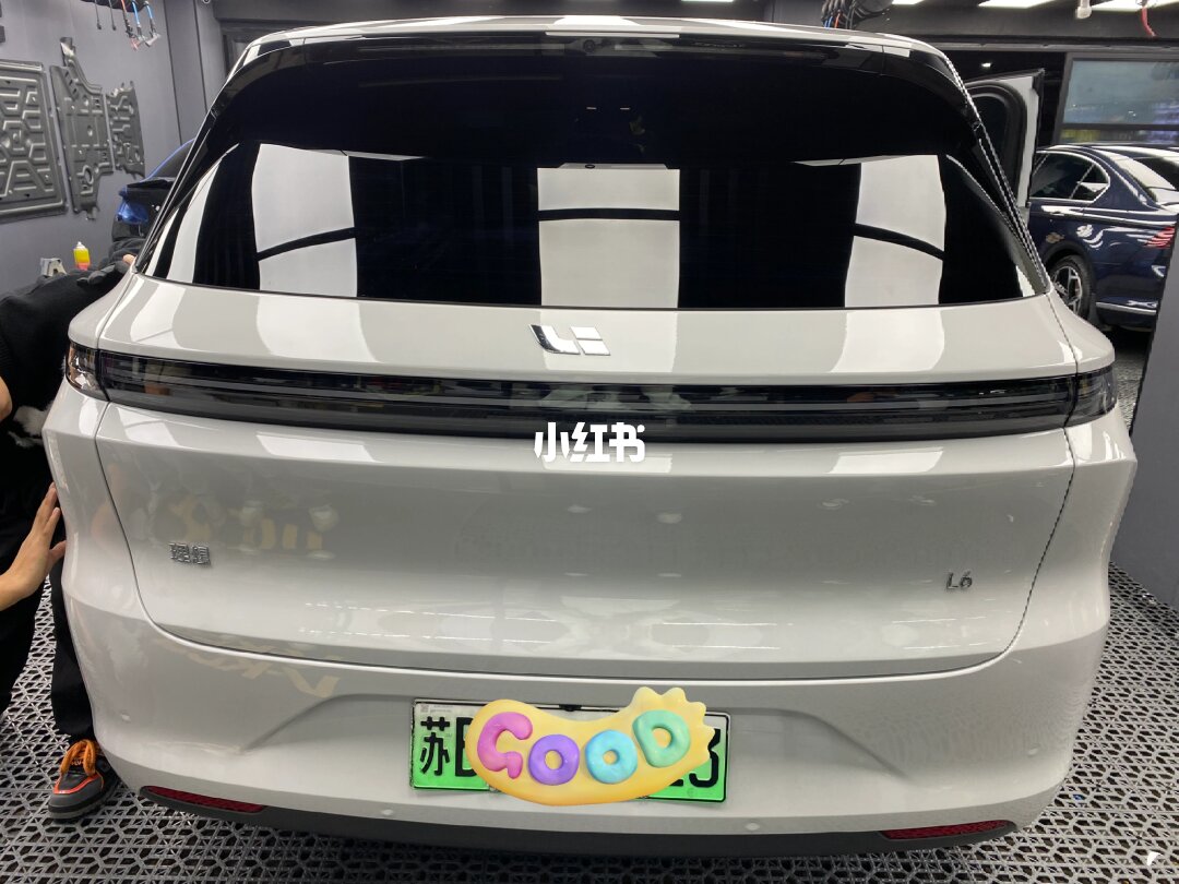 ELOV PPF-CP134 Volcanic Gray color PPF application on car - image 4