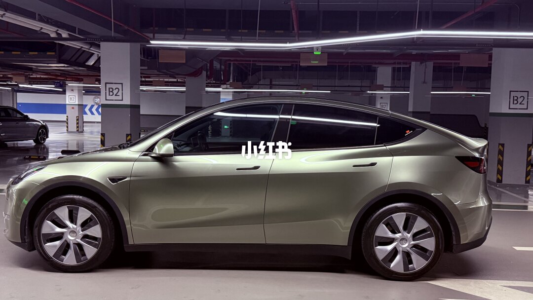 ELOV PPF-CP147 Metallic Aventurine Green color PPF application on car - image 1