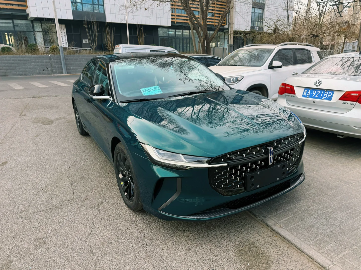 ELOV PPF-CP182 British Green color PPF application on car - image 2
