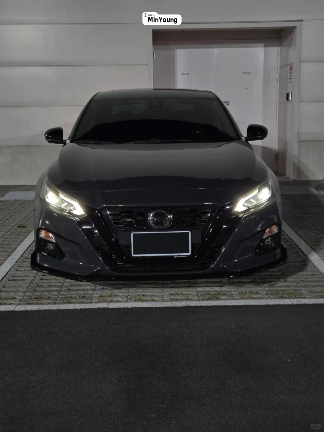 ELOV PPF-CP197 Tourmaline Gray color PPF application on car - image 3