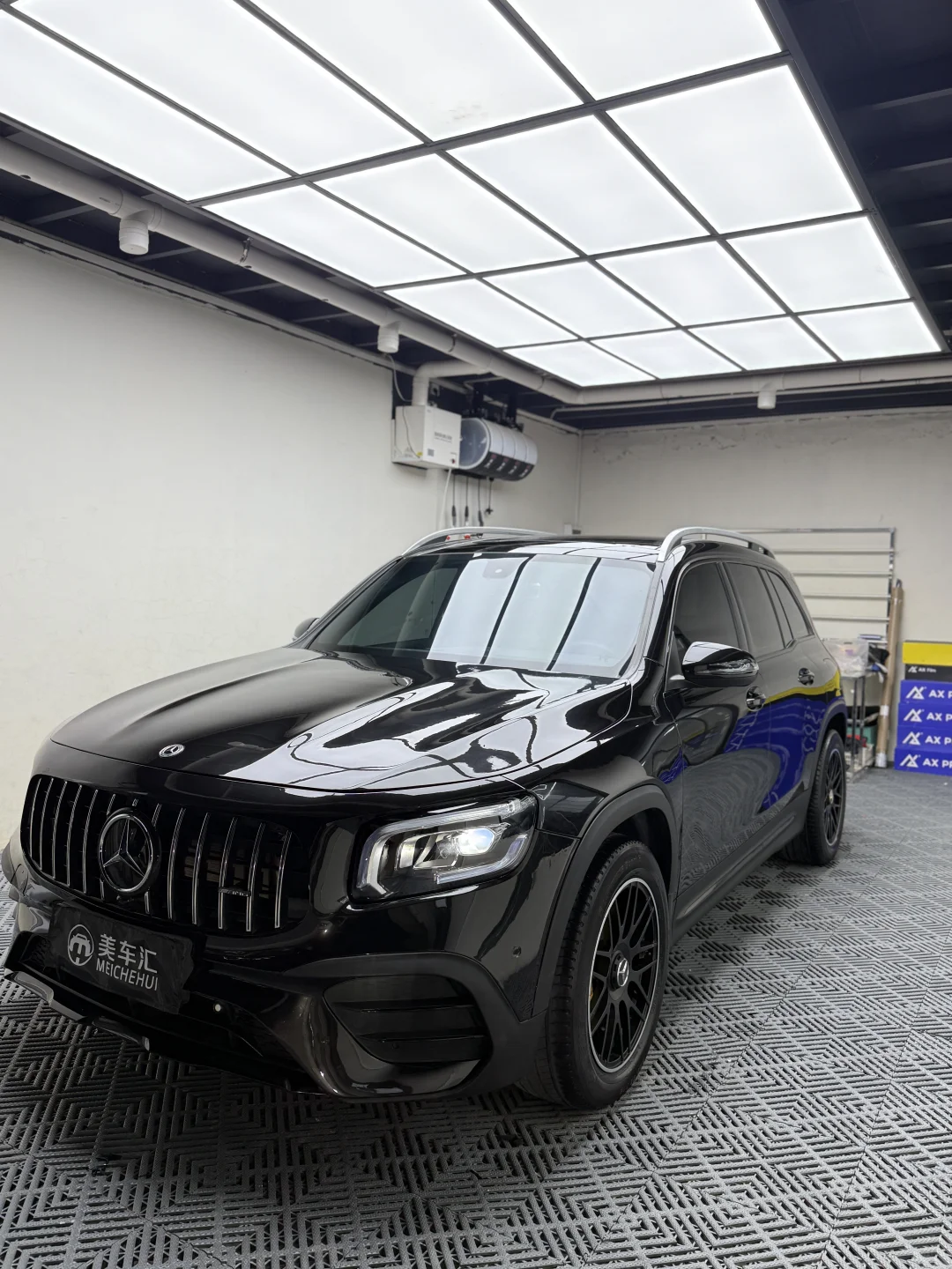 ELOV PPF-CP240 Liquid Metallic Black color PPF application on car - image 2