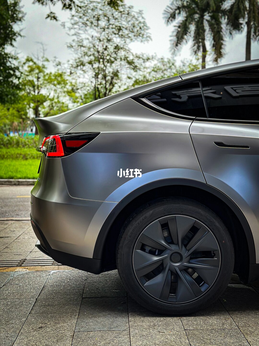 ELOV PPF-CP248 Matte Titanium Silver color PPF application on car - image 2