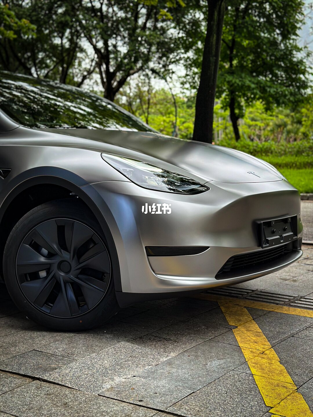 ELOV PPF-CP248 Matte Titanium Silver color PPF application on car - image 3